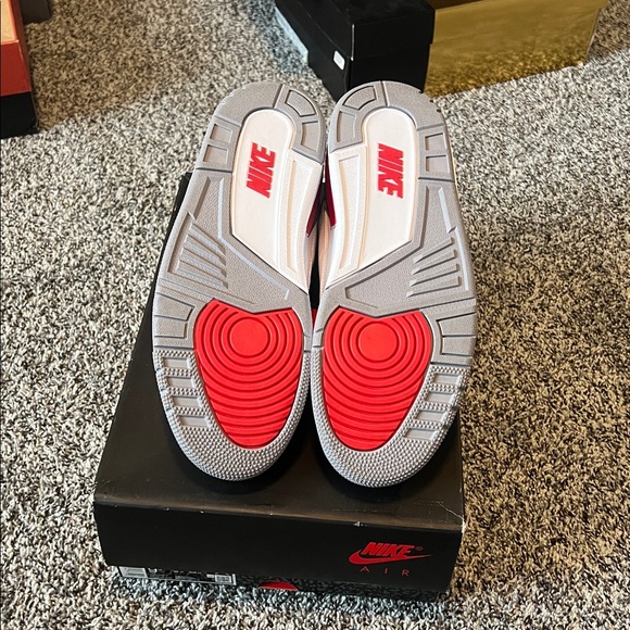 Jordan Retro 3 - Picture 4 of 7